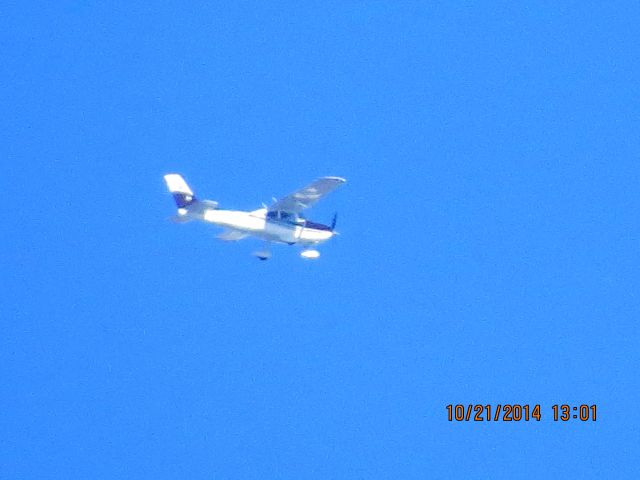 Cessna 152 (N65904)