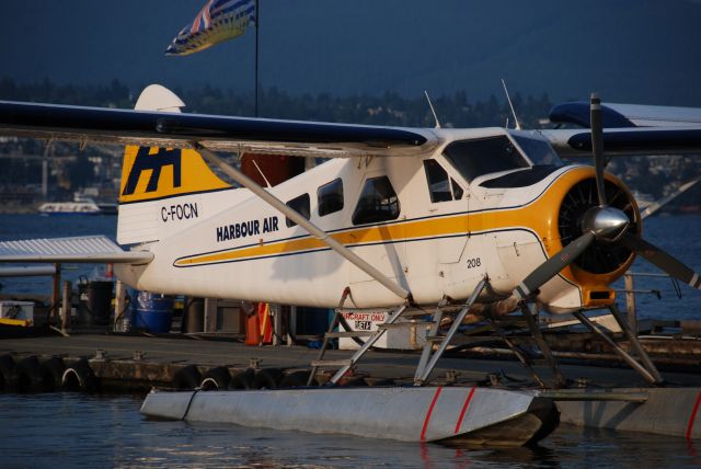 De Havilland Canada DHC-2 Mk1 Beaver (C-FOCN) - Harbour Air Beaver  built in 1948 and still working hard in Vancouver. None stop Harbour Air aircraft at YHC.  Aug 6/09