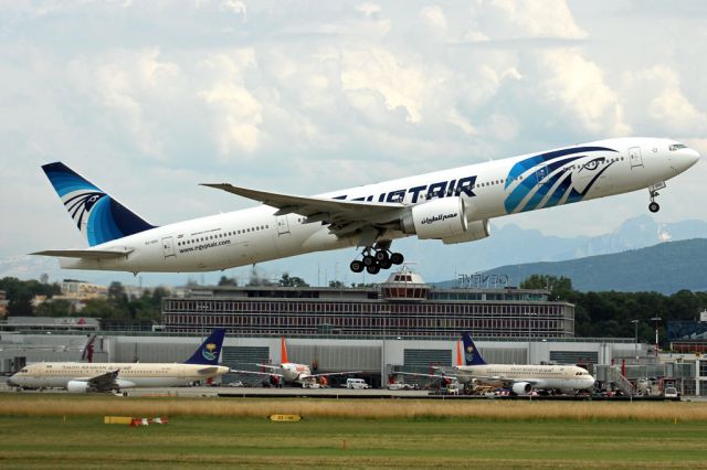 BOEING 777-300ER (SU-GDO) - Are you sure we are at Geneva?? Moyen Orient rush during afternoon With Egyptair, Qatar Airways, Saudi Arabian Airlines and more! Normally the flight CAI-GVA-CAI is operate by B738 but due to a technical problem of one B738, the flight of the precedent day was cancelled and operate next day by this beauty!