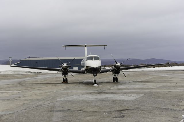 Beechcraft 1900 (VP-LVI)