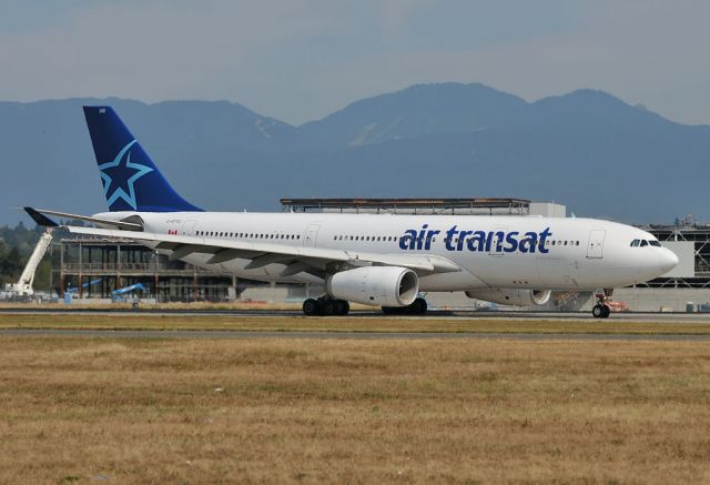 Airbus A330-200 (C-GTSZ)