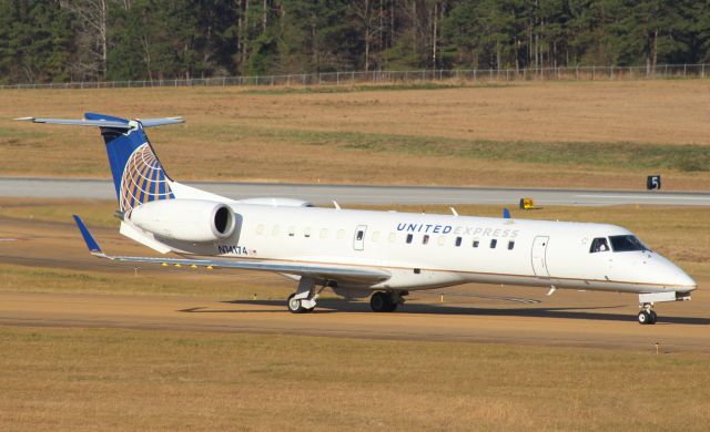 Embraer ERJ-145 (N14174)