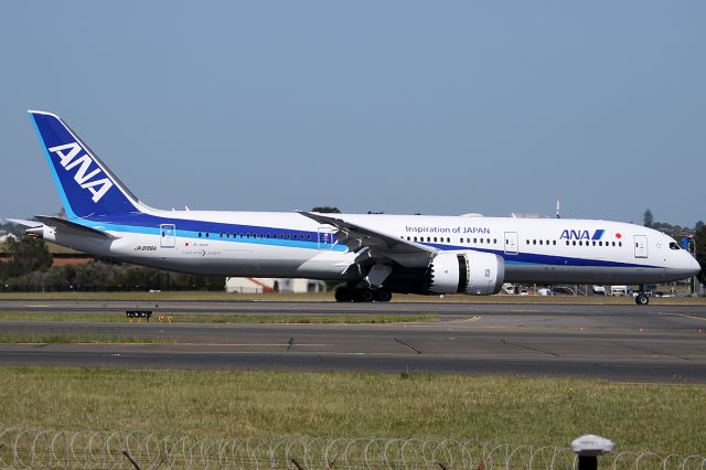 Boeing 787-9 Dreamliner (JA896A) - on 3 December 2018