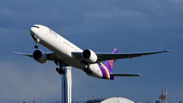 BOEING 777-300 (HS-TTA) - THA8927 on rotation from Rwy 34L to begin its delivery flight to BKK / VTBS on 4.5.22. (B777-3D7(ER) / ln 1683 / cn 66587).