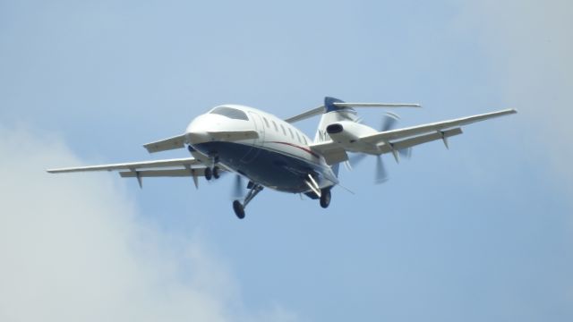 Piaggio P.180 Avanti (N1037W)