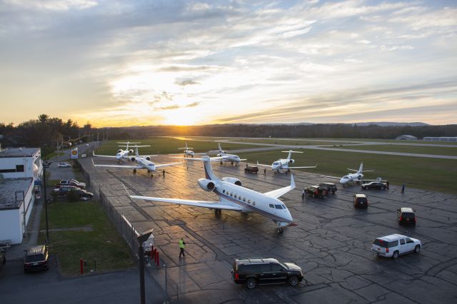 Gulfstream Aerospace Gulfstream G650 — - 7 Business Jets, ranging from Citation Ultra & Falcon 900 all the way to your larger G550 & G650, bask in the last bit of light before all departing at once from the Dutchess County Airport.