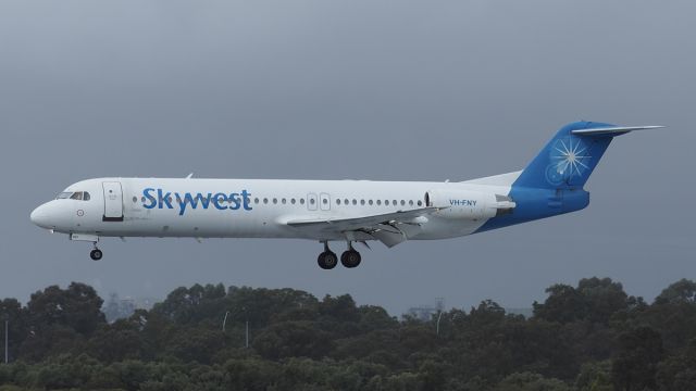 Fokker 100 (VH-FNY) - Fokker 100 Skywest VH-FNY runway 03 YPPH 140718.