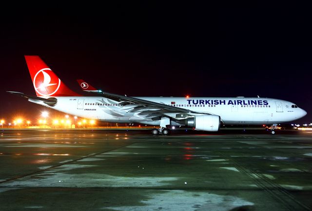 Airbus A330-200 (TC-JND) - Destination Istanbul, Turkey