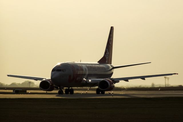 Boeing 737-700 (G-CELC) - Sunset pic