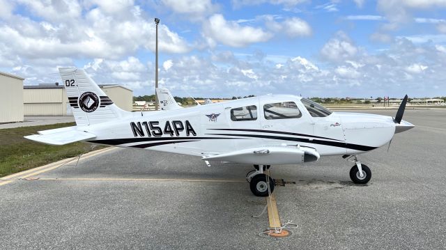 Piper Cherokee (N154PA)