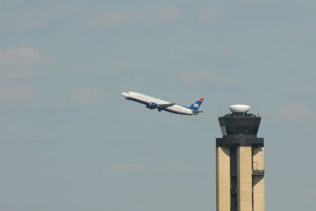 Boeing 737-700 (N433US)