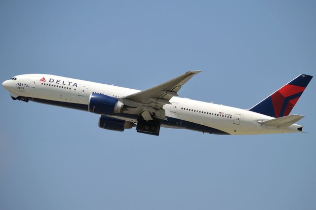 Boeing 777-200 (N701DN) - The Delta Spirit