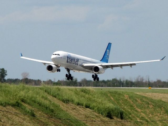 Airbus A330-300 (C-GTSO)