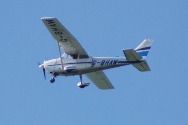 Cessna Skyhawk (G-BHAW) - Cessna 172N Skyhawk II