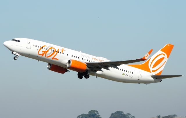 Boeing 737-800 (PR-GXE)