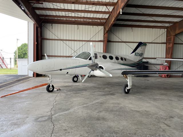 Cessna 421 (N214DF)