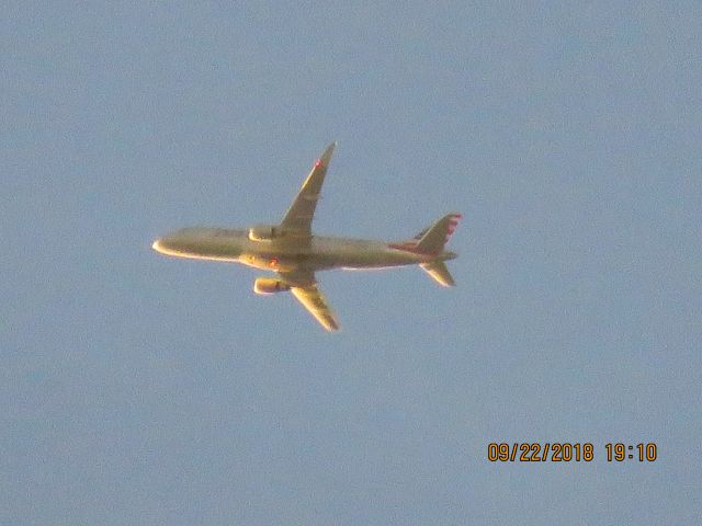 Embraer 175 (N224NN)