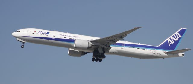 BOEING 777-300ER (JA783A)