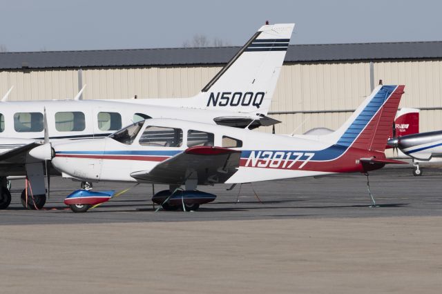 Piper Cherokee (N38177)