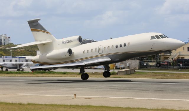 Dassault Falcon 900 (N333DL)