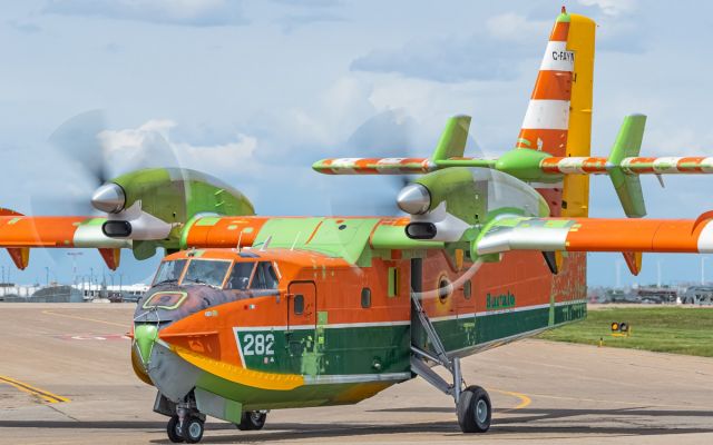 Canadair CL-215 (C-FAYN)