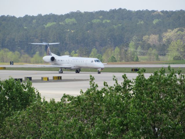 Embraer ERJ-145 (N48901) - United Express Embraer 145! (4/2/16)