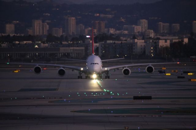 Airbus A380-800 (VH-OQJ)