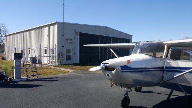 Cessna Skyhawk (N8783B)