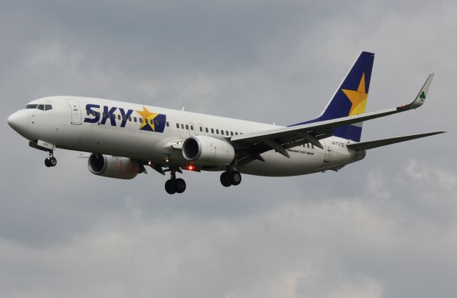 Boeing 737-700 (JA737Z)