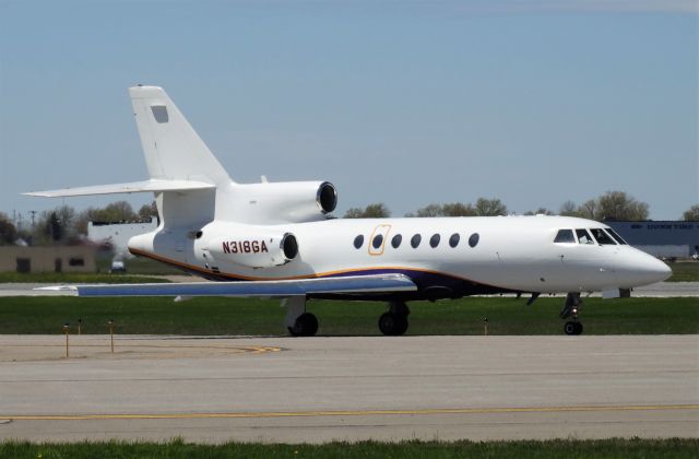 Dassault Falcon 50 (N318GA) - FA50 taxiing on A to runway 23