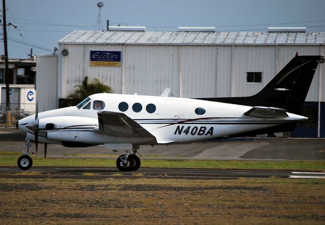 N40BA — - Private Beech B90 King Air N40BA c/n LJ-444. Built in 1969.  SIG San Juan - Ferdinando Luis Ribas Dominicci Airport, Puerto Rico 8-23-2009 Photo: Tomás Del Coro