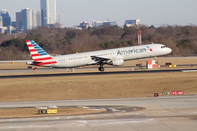 Airbus A321 (N150UW)