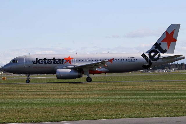 Airbus A320 (VH-VFI) - on 16 September 2018