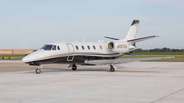 Cessna Citation Excel/XLS (N157XL) - A Cessna Citation 560XLS taxi's up to the ramp at KPPO.