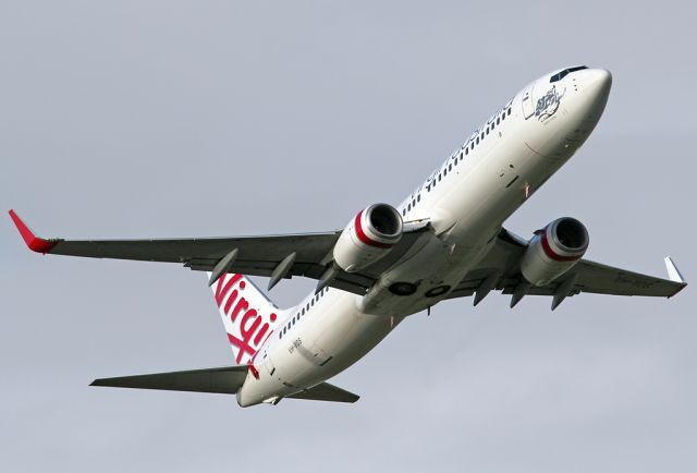 Boeing 737-800 (VH-VOS) - VIRGIN AUSTRALIA AIRLINES - BOEING 737-8FE - REG VH-VOS (CN 33800/1483) - ADELAIDE INTERNATIONAL SA. AUSTRALIA - YPAD (23/6/2015)PHOTOGRAPHED WITH A CANON 550D AND 300MM LENSE