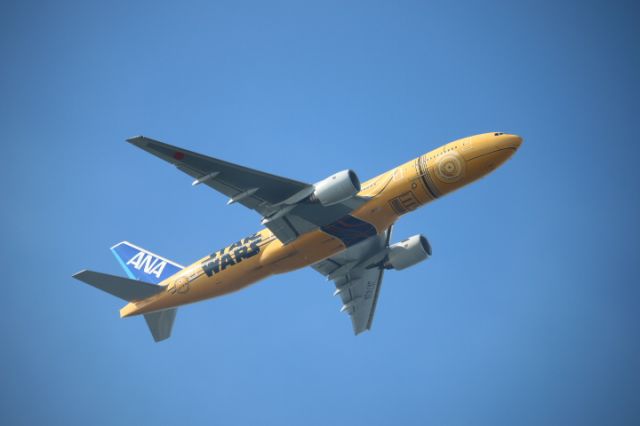Boeing 777-200 (JA743A) - 2022年9月27日br /ANA53 HND→CTS