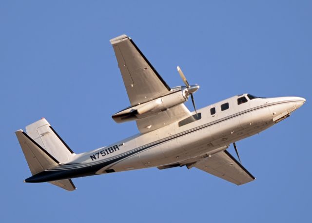 Rockwell Turbo Commander 690 (N751BR)