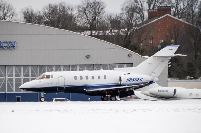 Hawker 800 (N850EC)