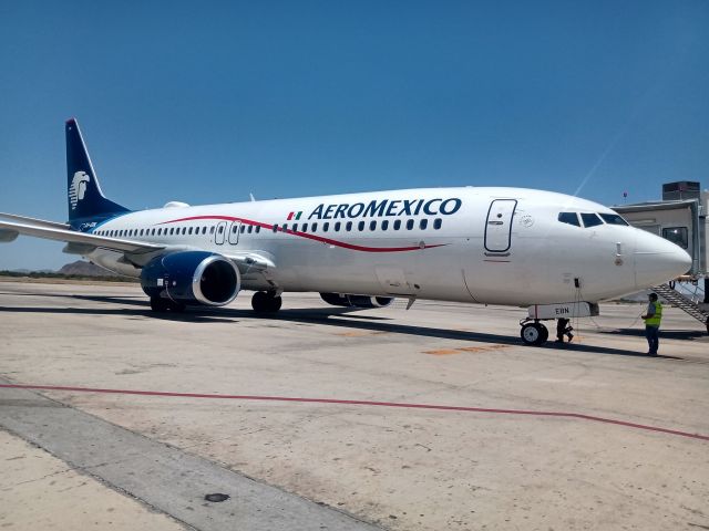 Boeing 737-800 (XA-EBN)