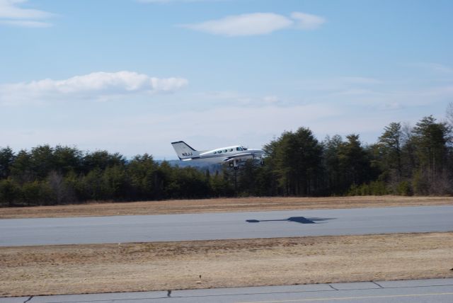 Cessna 401 (N2JJ)