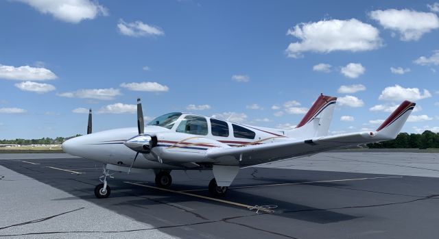 Beechcraft 55 Baron (N277AG)