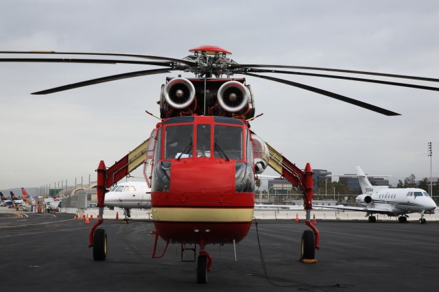 Sikorsky CH-54 Tarhe (N4037S)