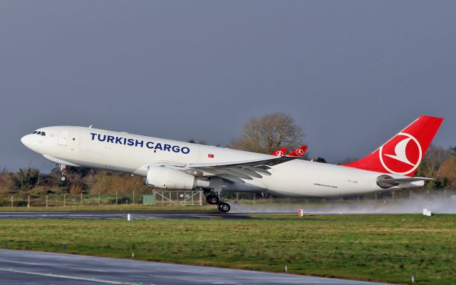 Airbus A330-200 (TC-JDR) - turkish cargo a330-200f tc-jdr dep shannon for jfk 17/11/16.