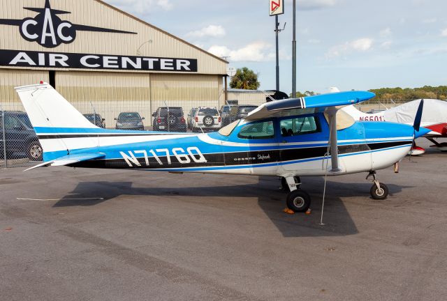 Cessna Skyhawk (N7176Q)