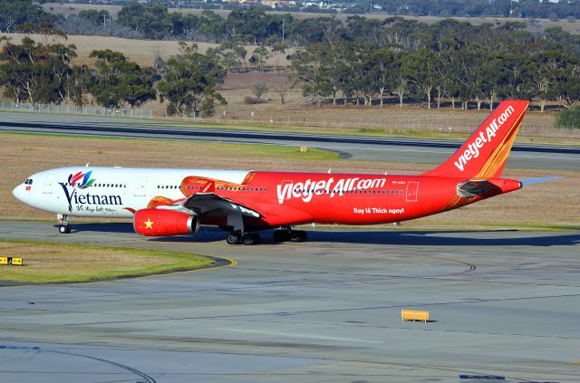 Airbus A330-300 (VN-A814)