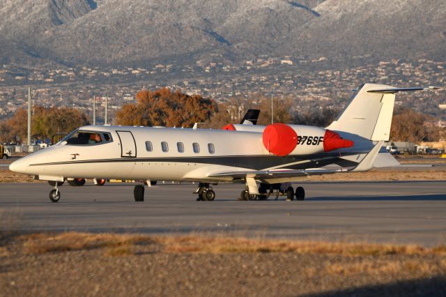 Learjet 60 (N876SF)