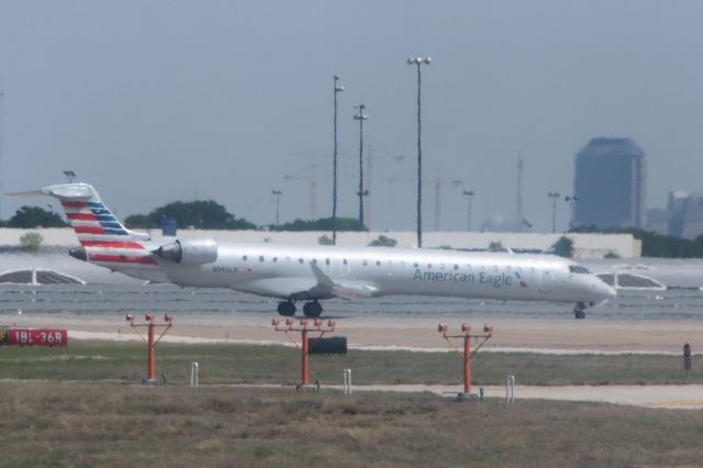 Canadair Regional Jet CRJ-200 (N943LR)