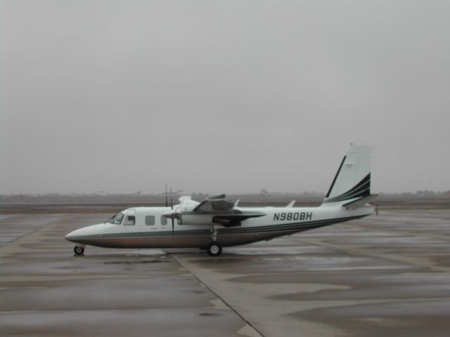 Gulfstream Aerospace Jetprop Commander (N980BH)