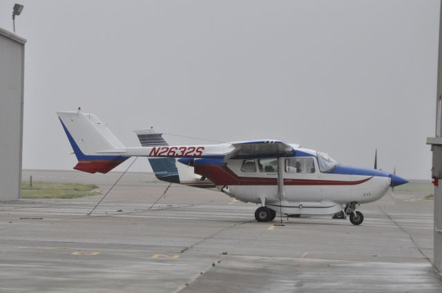 Cessna Super Skymaster (N2632S)