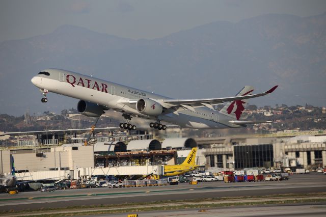 Airbus A350-1000 (A7-ANQ)